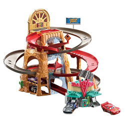 Chollo - Disney Pixar Cars Conjunto de Carreras en la Monta&ntilde;a Radiador Springs &vert; Mattel HHL84