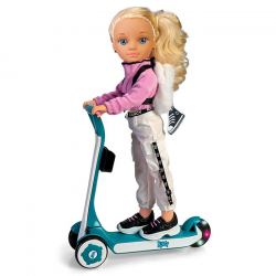 Chollo - Nancy Un D&iacute;a con Patinete &vert; Famosa 700016705